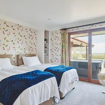 Holiday home Shepherd'S Lakeview *