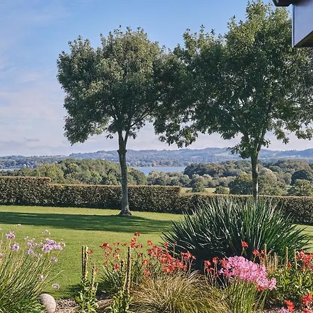 Holiday home Shepherd'S Lakeview